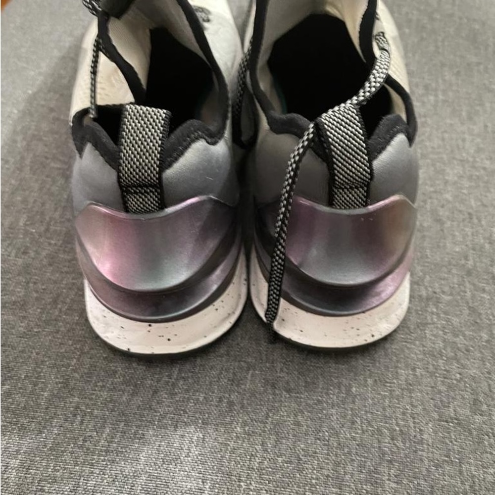 Men Nike Jordan react havoc shoes - Picture 4 of 4